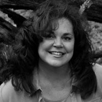 photo of Bonnie Henthorn in black and white on HRExaminer.com
