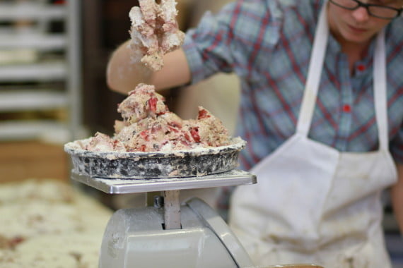 photo of person making cake in HR Examiner article about employee engagement February 5, 2015