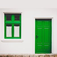 green door and window - 2016-05-26-hrexaminer-sumser-article-if-recruiting-had-an-answer-img-cc0-via-pexels-photo-by-buzac-marius