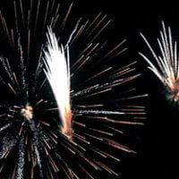 2017-01-03 photo img fireworks cc0 via pexels photo 63741 by donald tong 544x208px.jpg